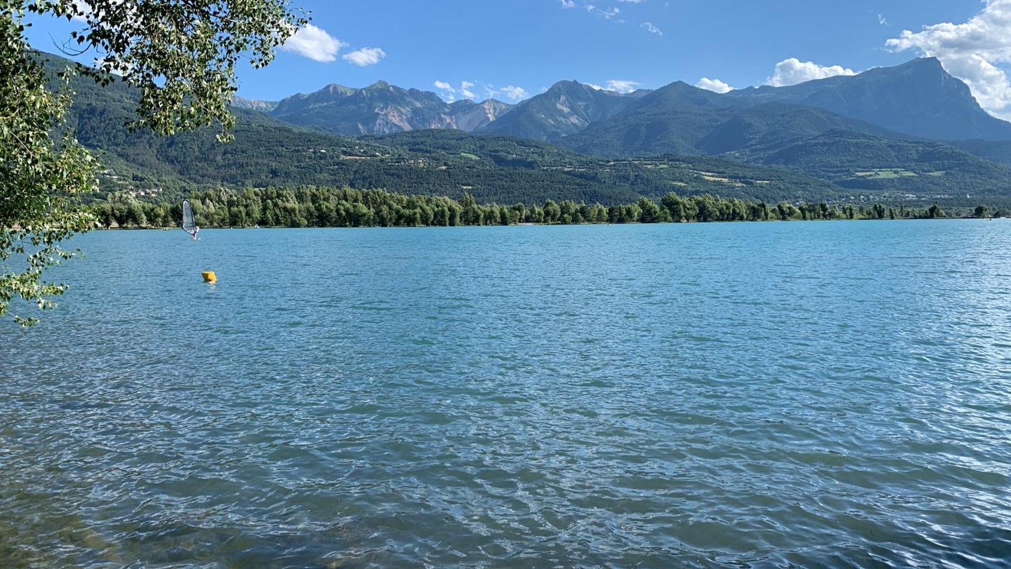 Appartement agréable à deux pas du plan d'eau Embrun Exterior foto